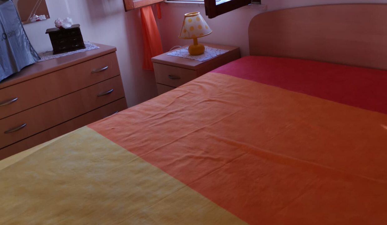 6bb23fdd-798d-4e09-87d3-61210e6cf390