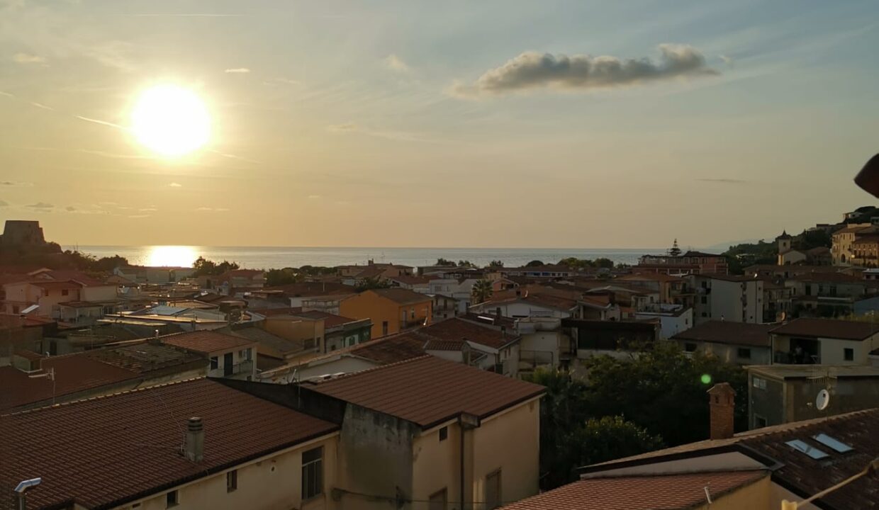 b39ec23f-0ec6-4bca-a79b-6cb3c6a256fb